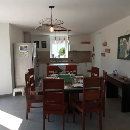 Holiday home L'echappee Belle, Grande Maison En Pleine Campagne