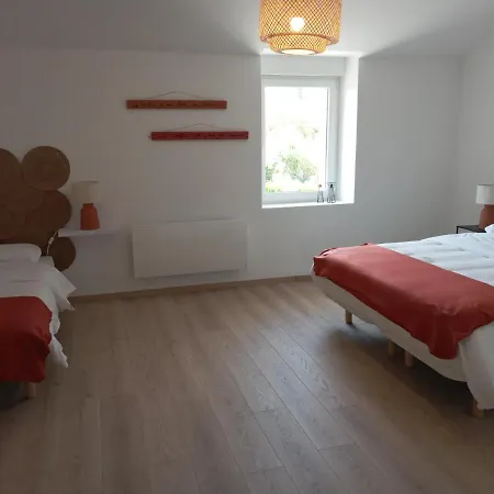 Holiday home L'echappee Belle, Grande Maison En Pleine Campagne *