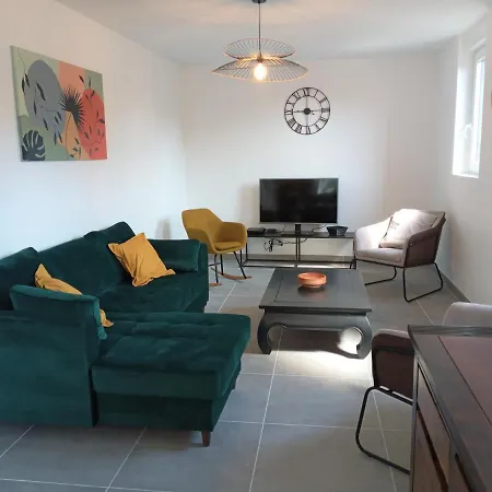 L'echappee Belle, Grande Maison En Pleine Campagne Holiday home Laning